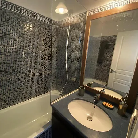 A 10 Min De La Croisette - Pieds Dans La